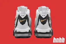 SneakerHeader.001